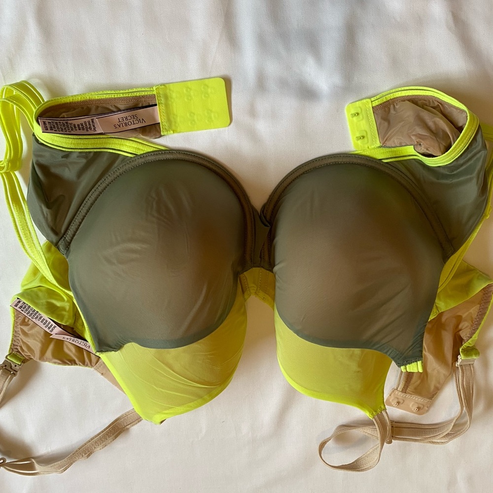 Victoria’s Secret bras